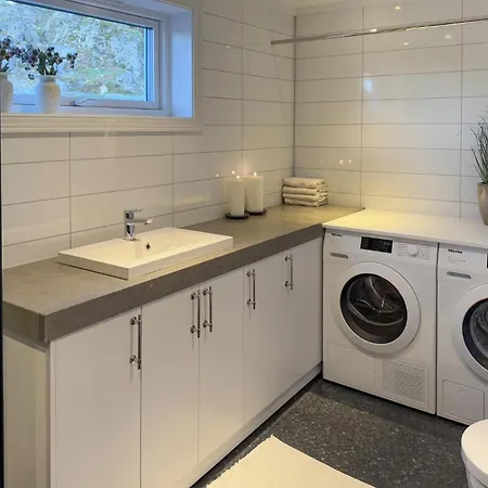 2 Bedroom In Apartment *